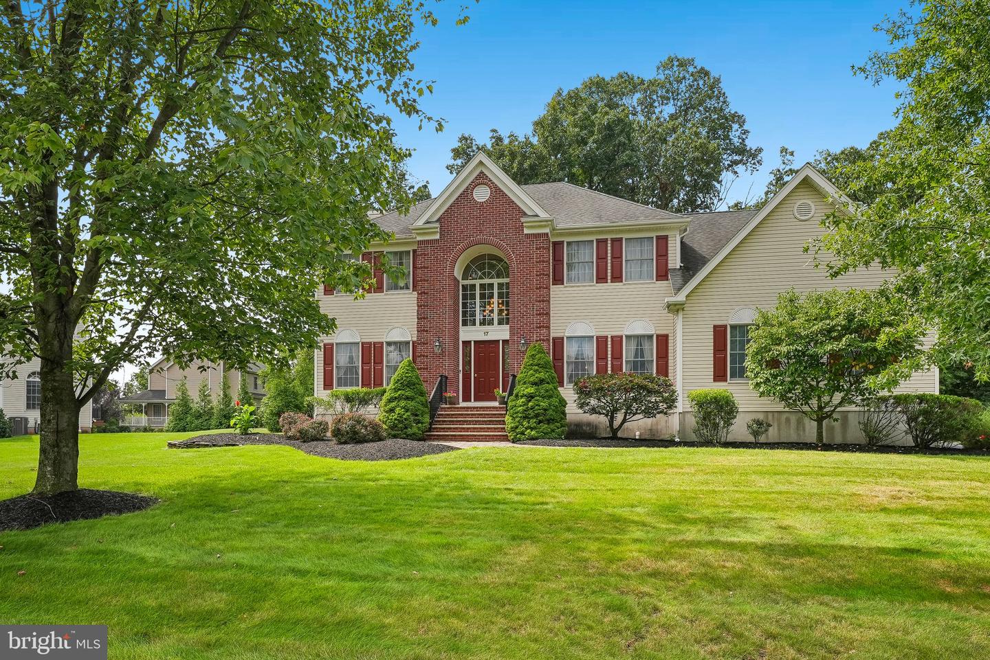 17 Burniston Ct Property Photo 2