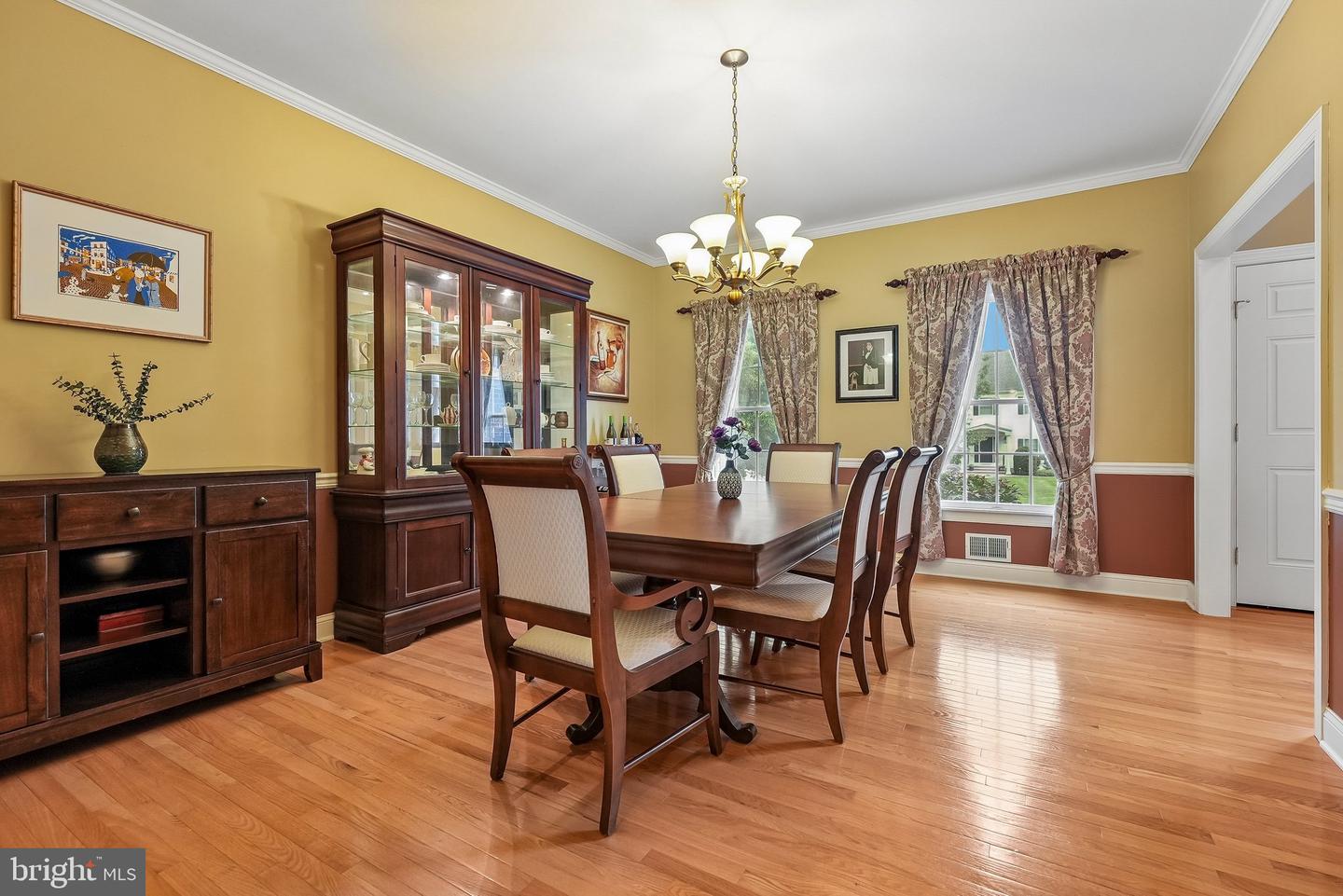 17 Burniston Ct Property Photo 3