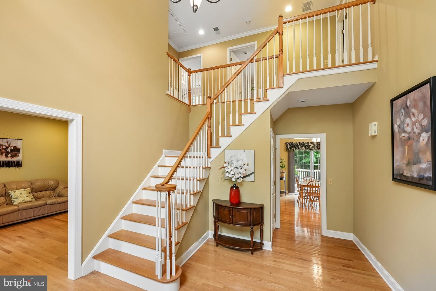 17 Burniston Ct Property Photo 4
