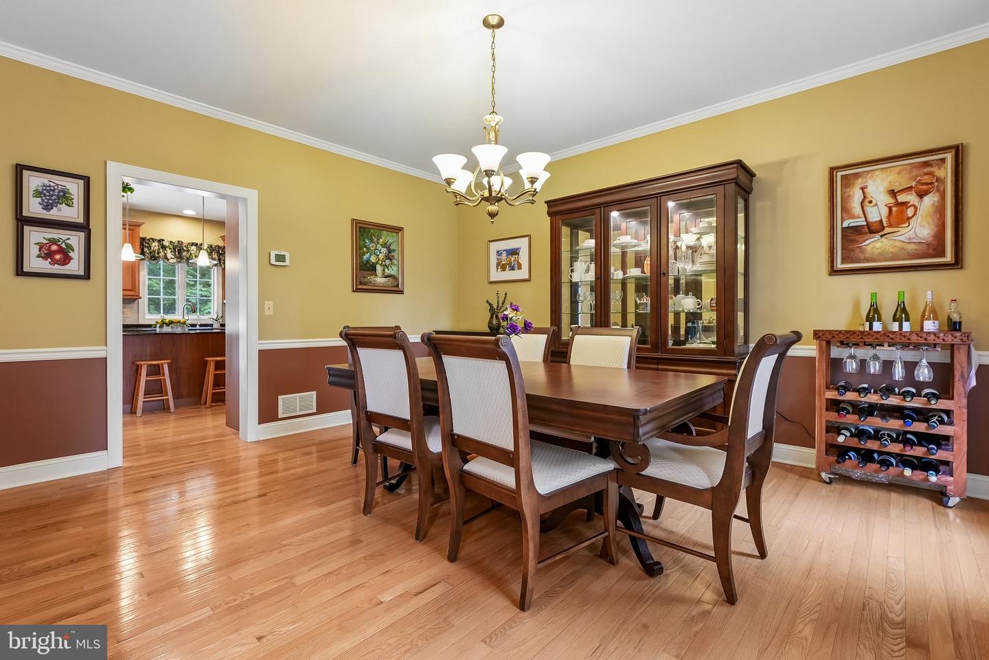 17 Burniston Ct Property Photo 9