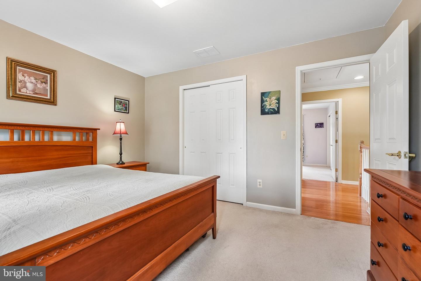 17 Burniston Ct Property Photo 32