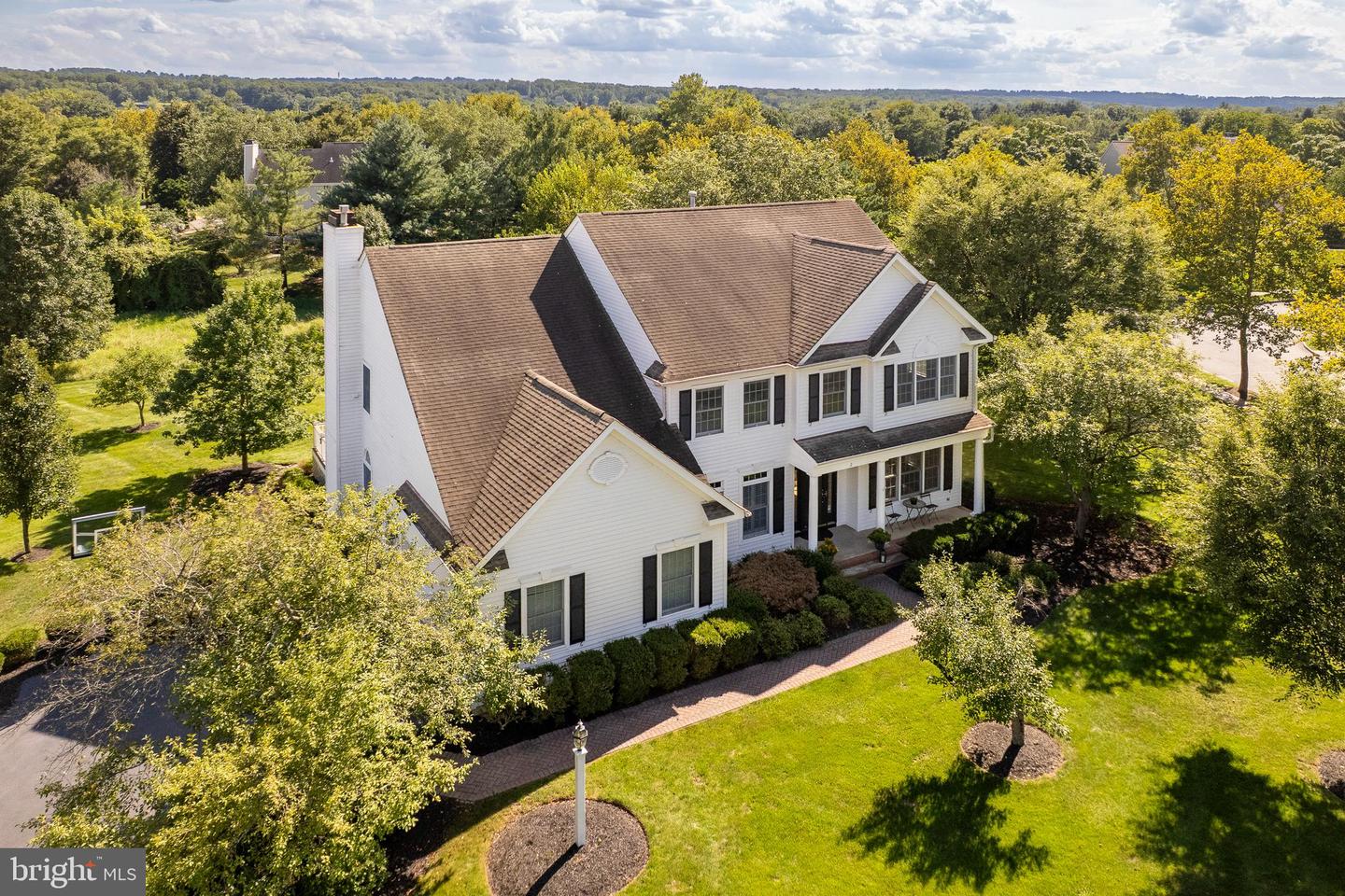 2 ARONIMINK CT