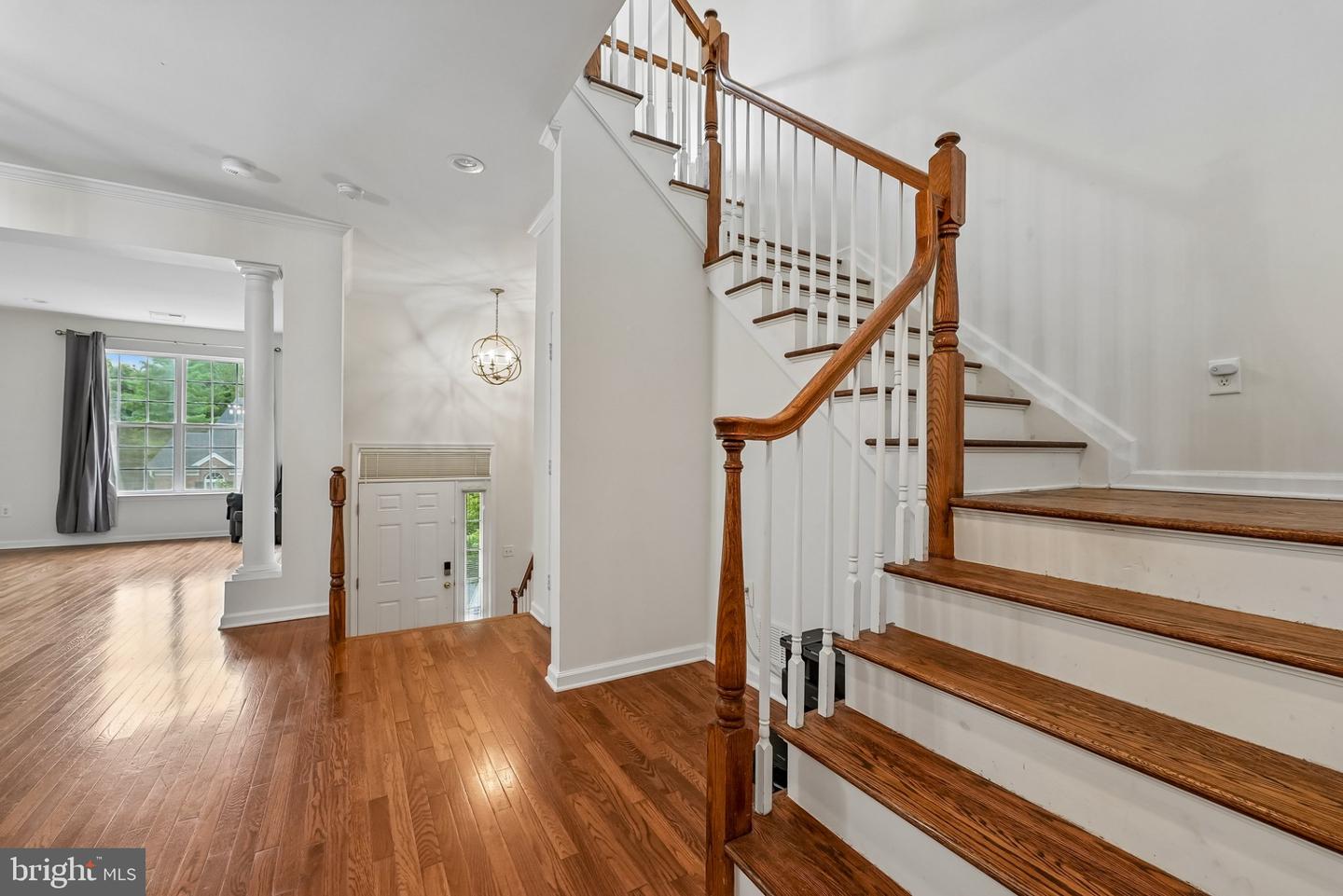 19 Jackson Ave Property Photo 2
