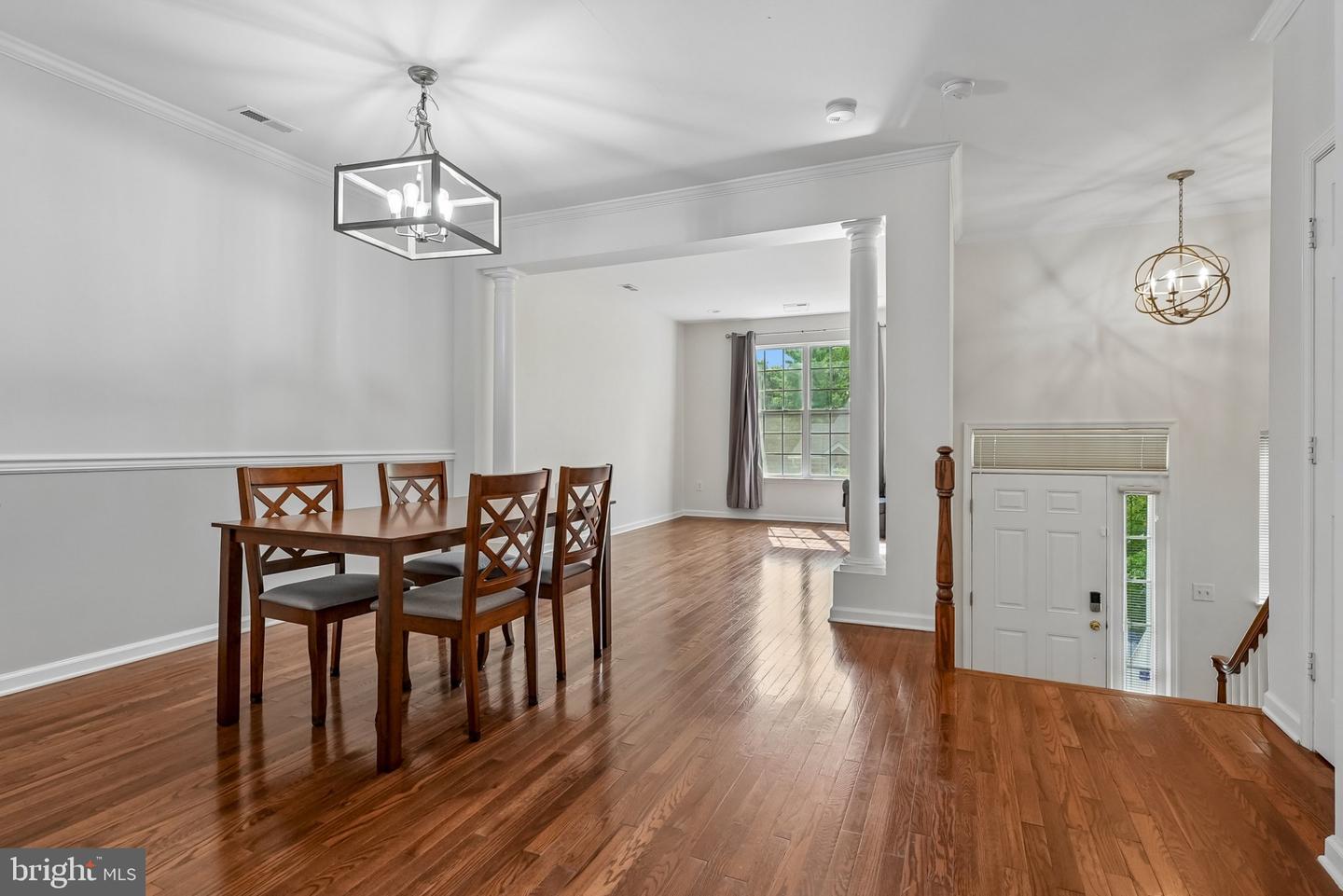 19 Jackson Ave Property Photo 3