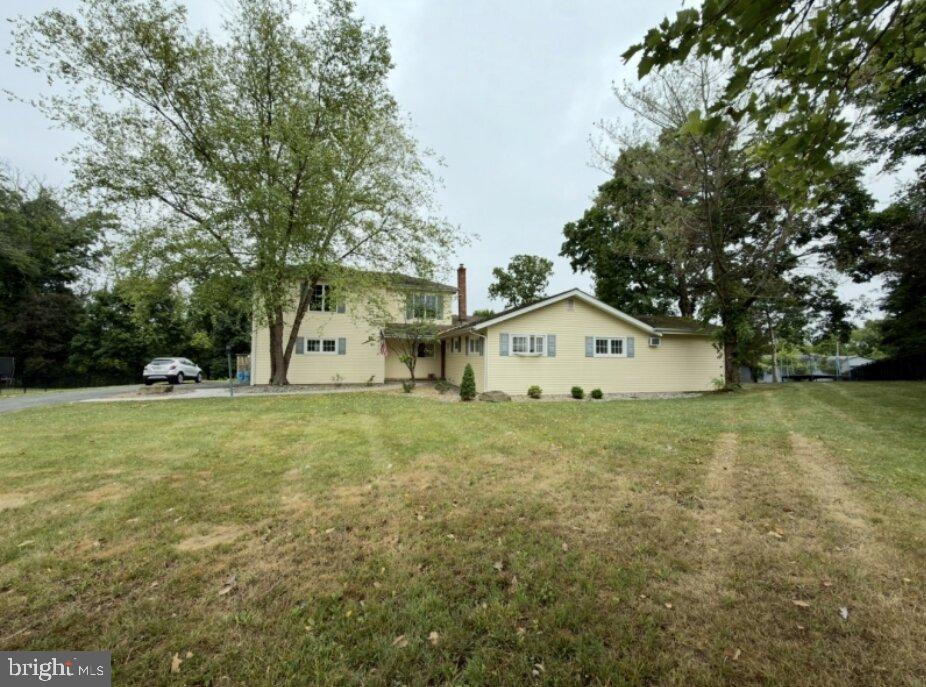 24 Beardslee Rd Property Photo 1