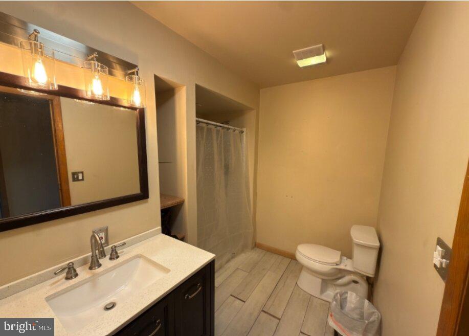 24 Beardslee Rd Property Photo 2