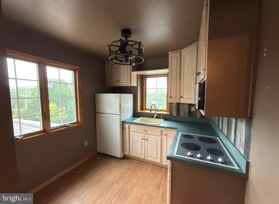 24 Beardslee Rd Property Photo 9