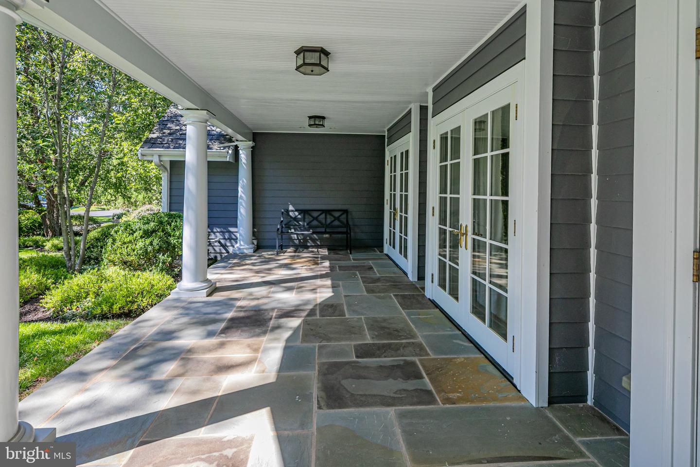 102 Rolling Hill Rd Property Photo 5