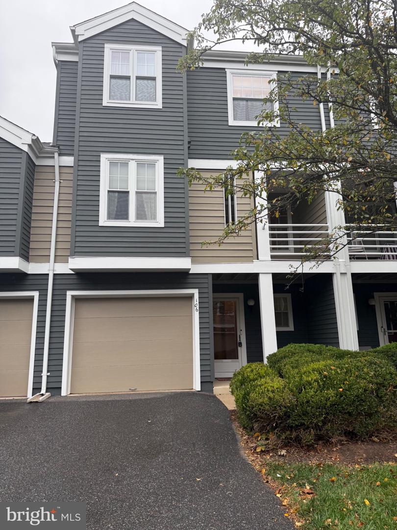 106 Bonney Ct Property Photo 1