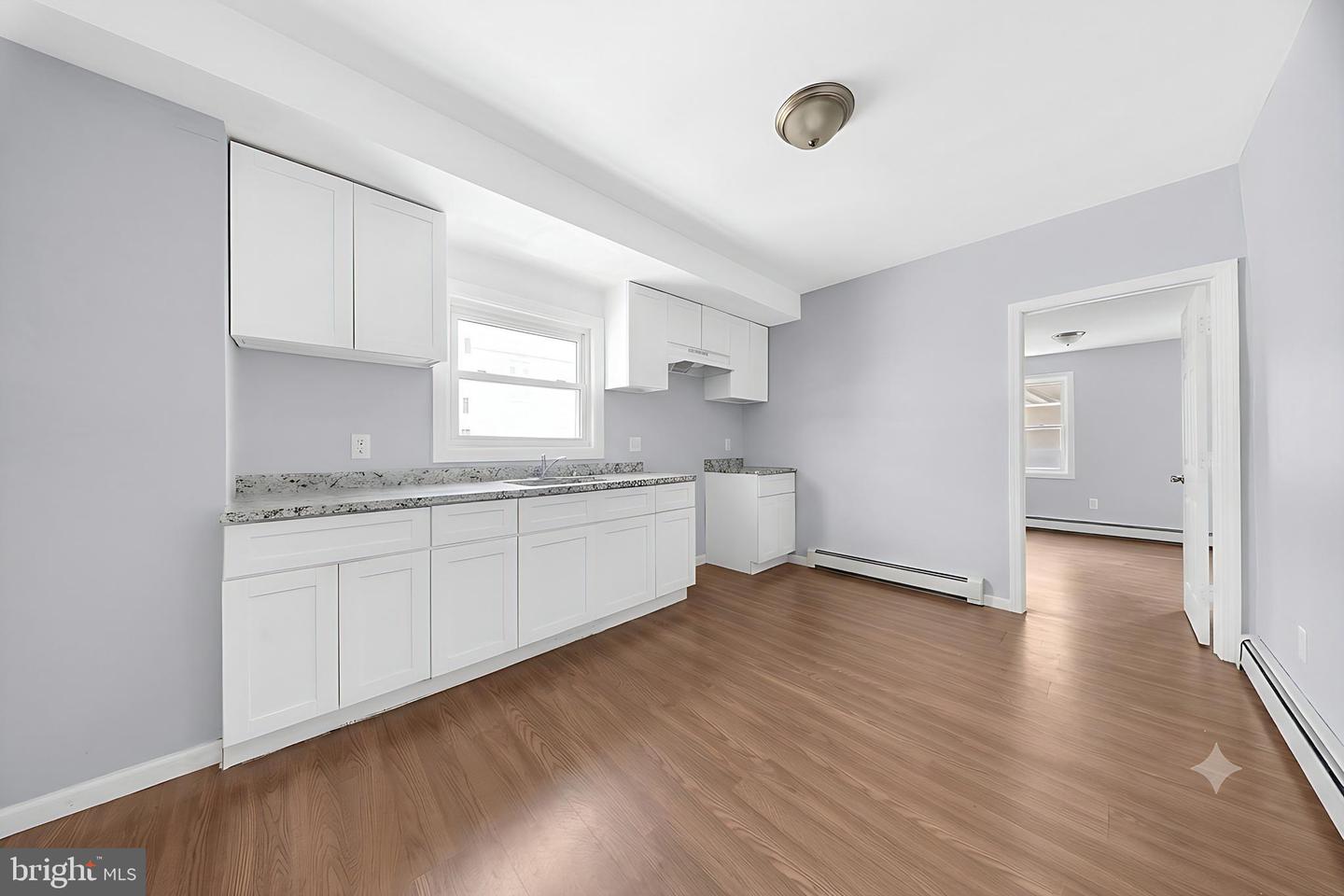 313 Livingston St Property Photo 17