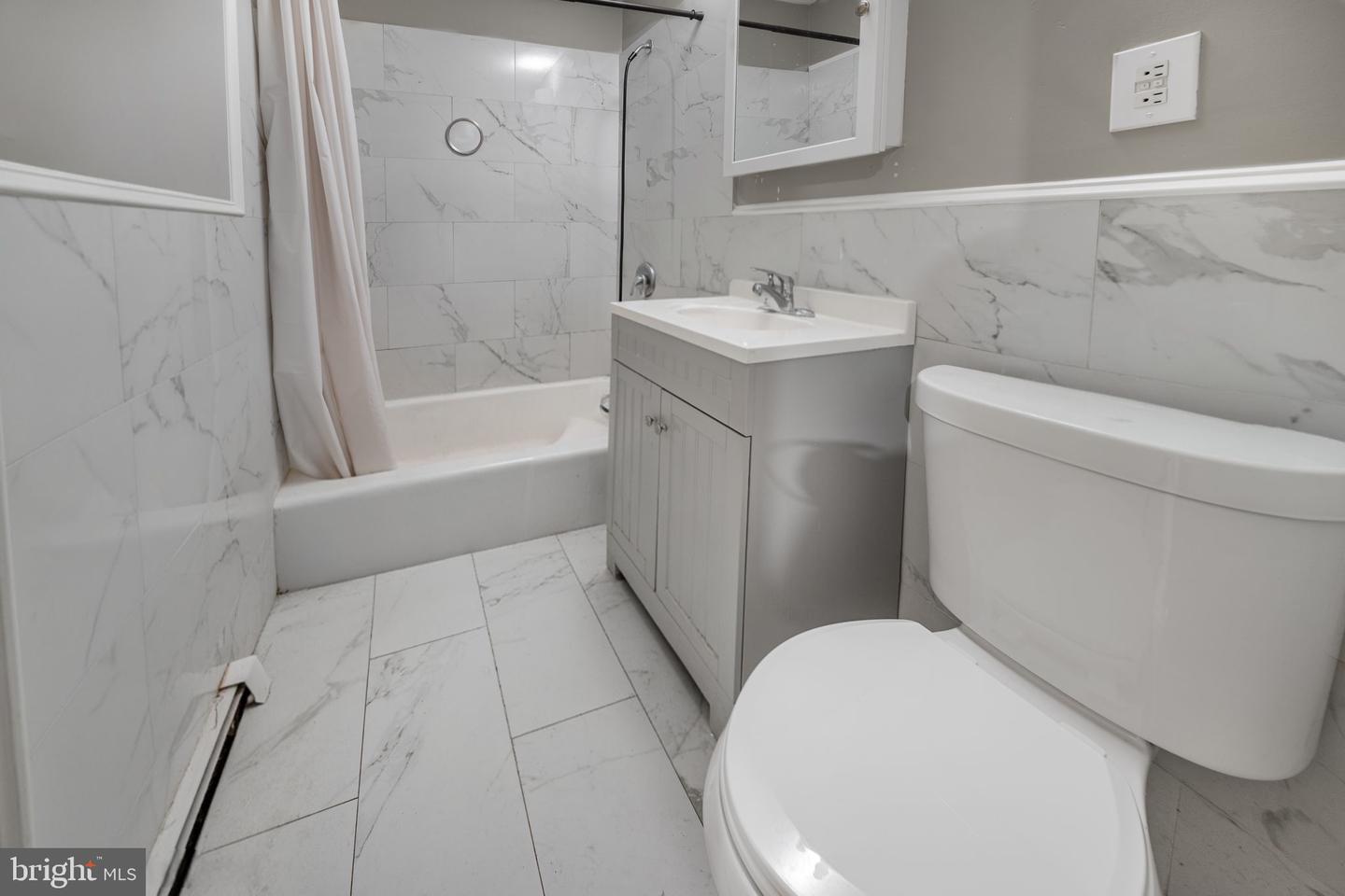 747-757 N Broad St #105 Property Photo 10
