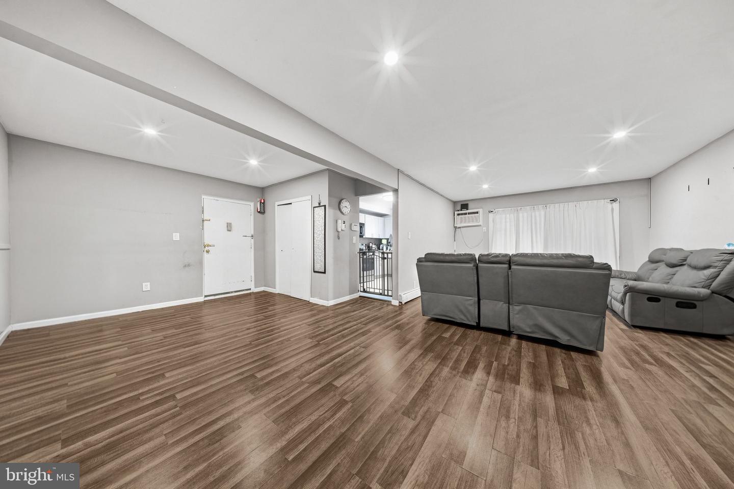 747-757 N Broad St #105 Property Photo 16