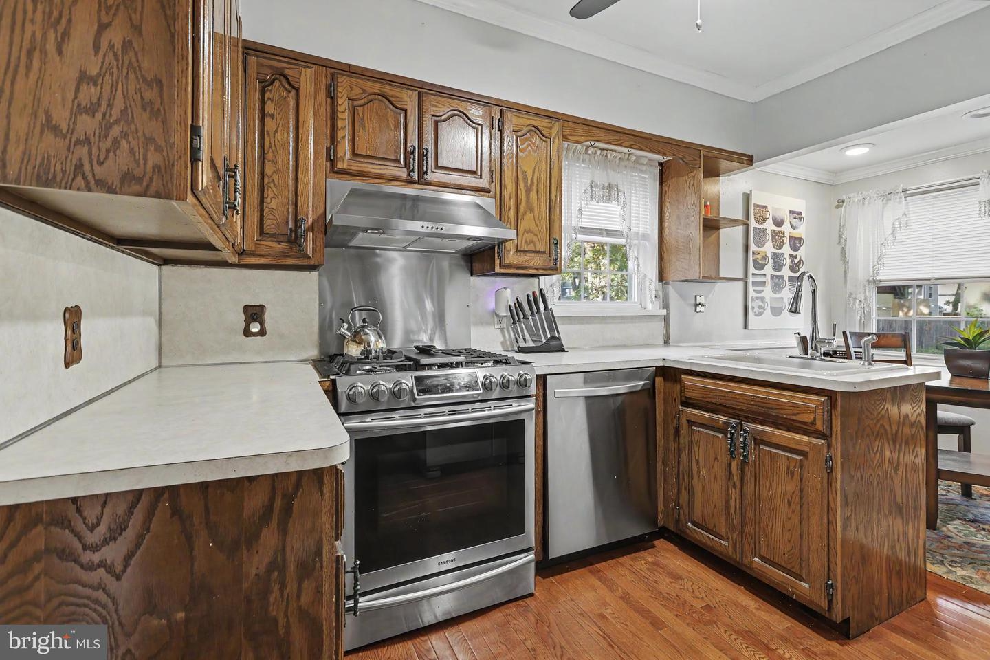 515 Walnut St Property Photo 23