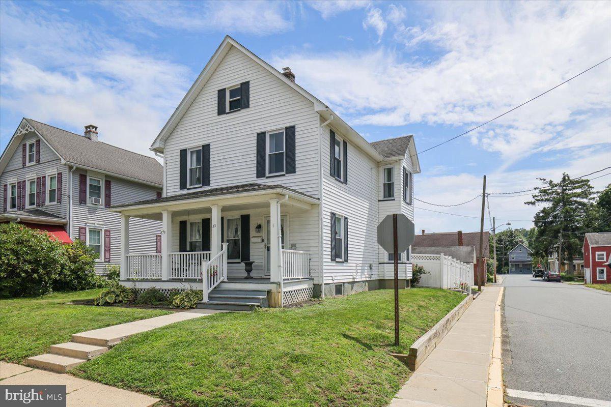 33 State Street Property Photo 4
