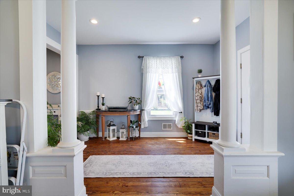 33 State Street Property Photo 20