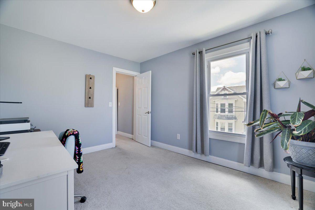 33 State Street Property Photo 39