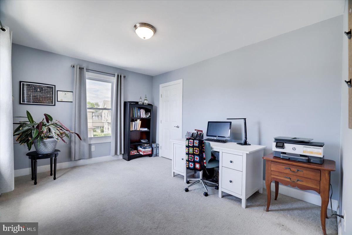 33 State Street Property Photo 40