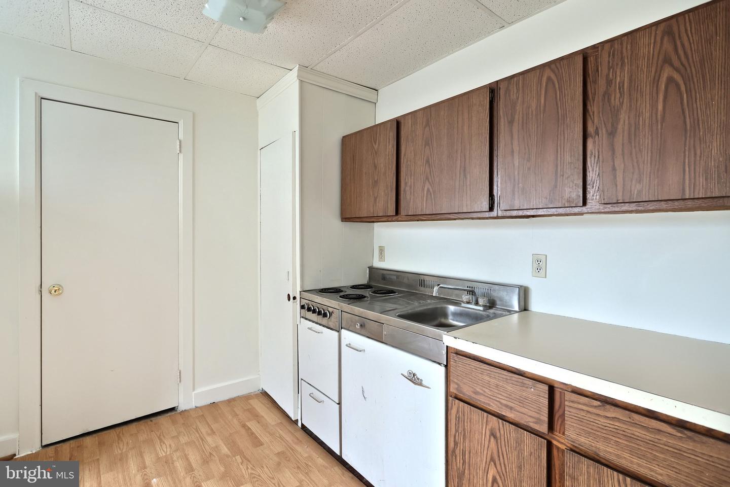 504 Baltimore St Property Photo 31