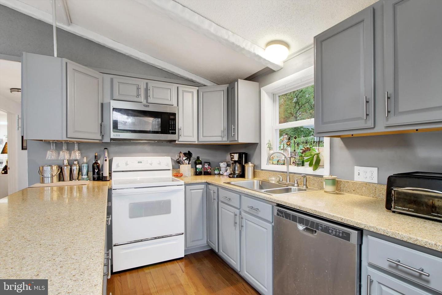 9 Bragg Dr Property Photo 16