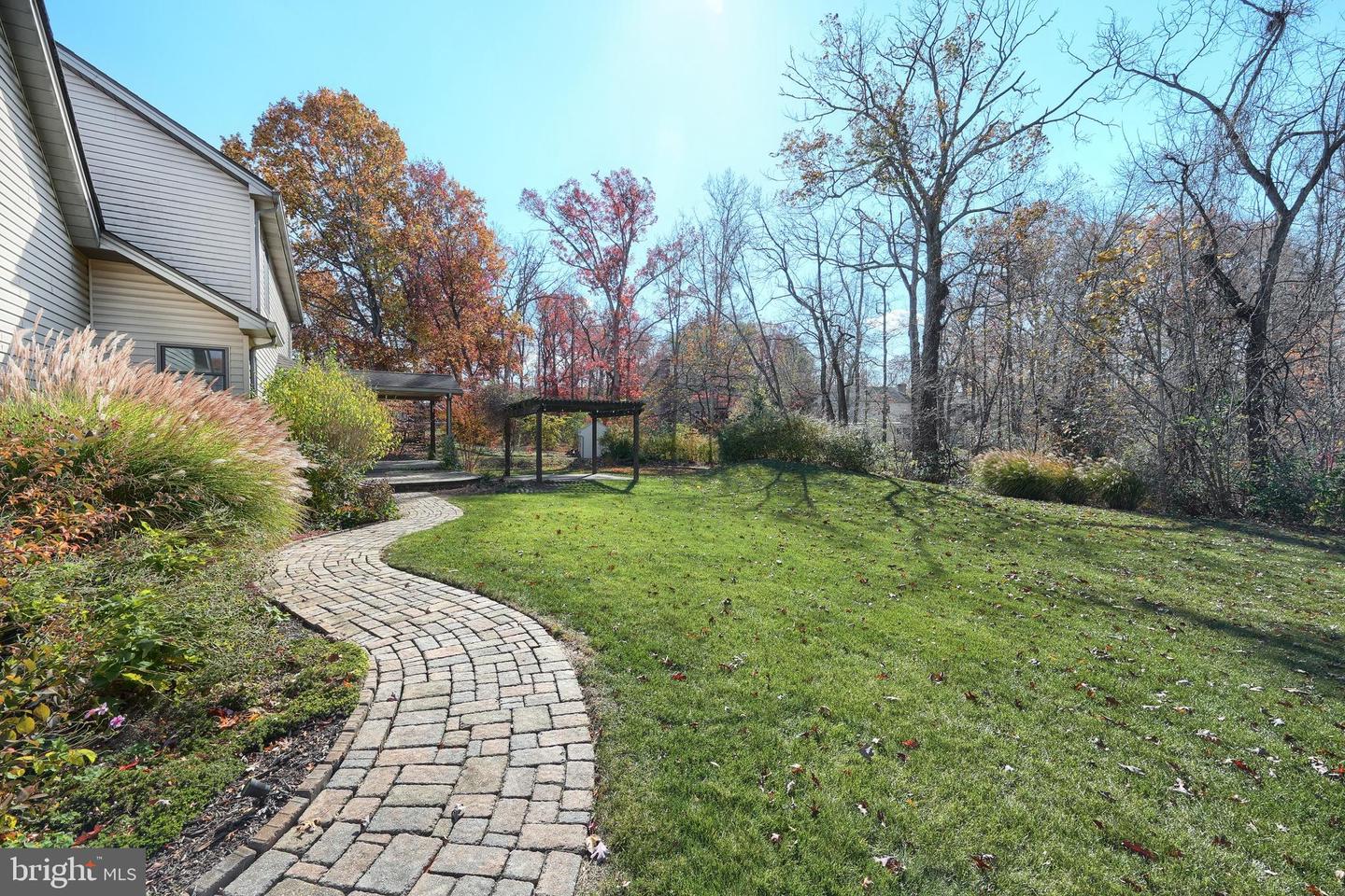 41 Howard Dr Property Photo 10