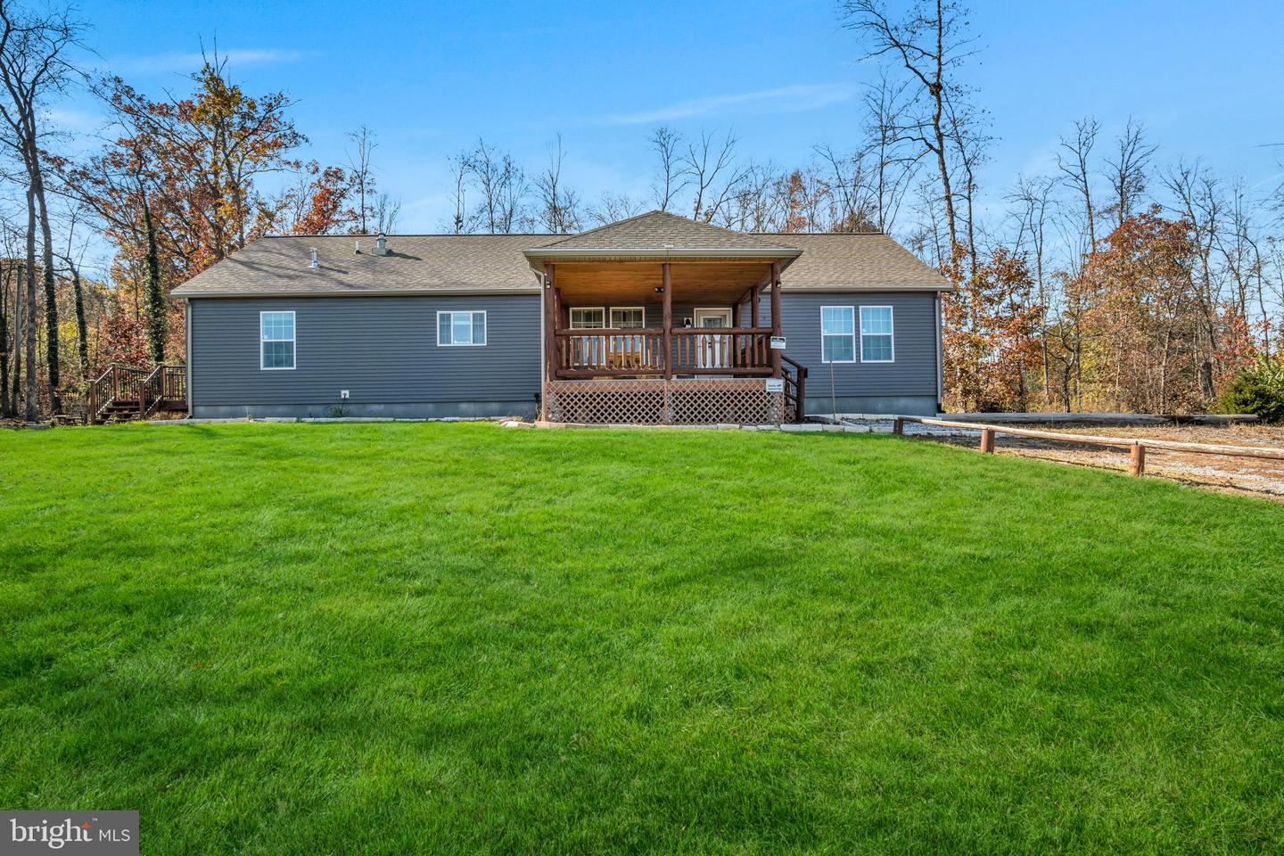 2940 Stoney Point Rd Property Photo 4