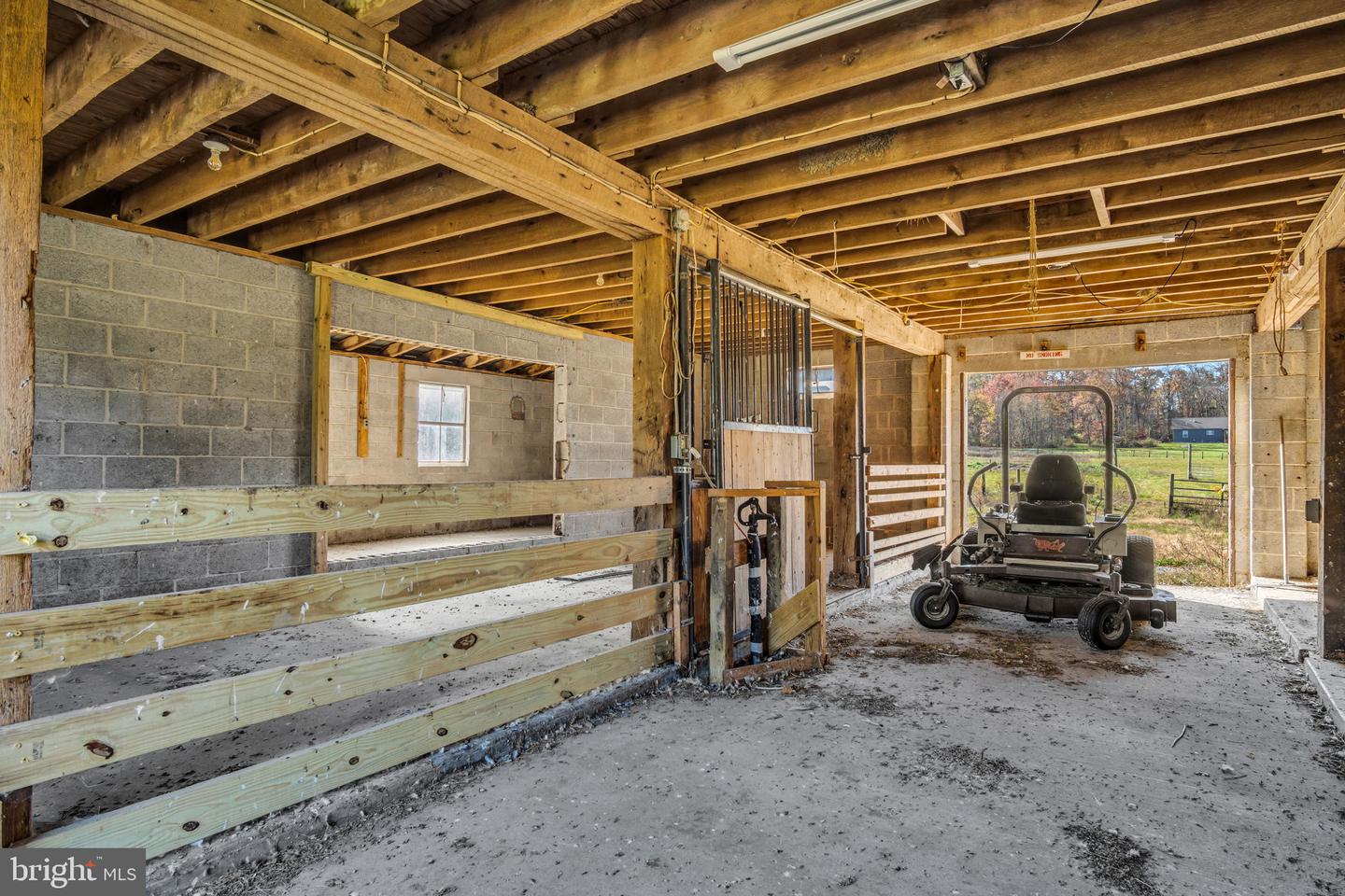 2940 Stoney Point Rd Property Photo 46