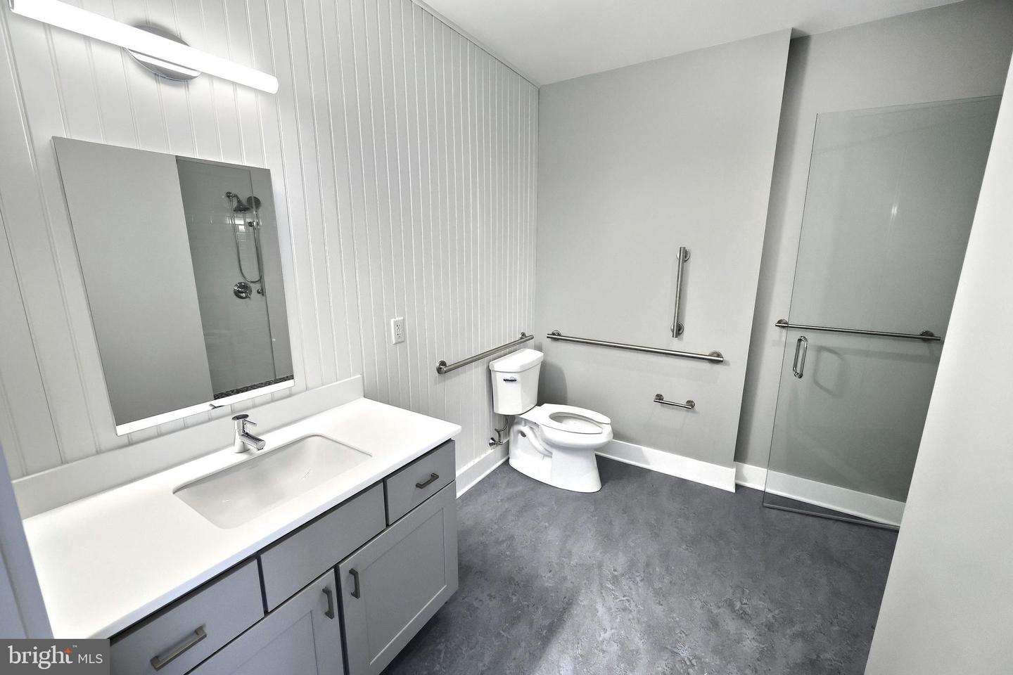 4 S. Main #303 Property Photo 6