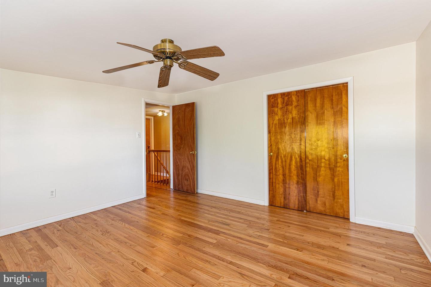 449 Glenwyn Dr Property Photo 29