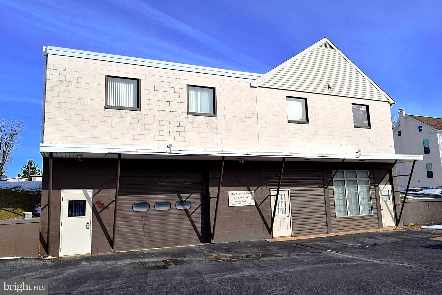 740 Edgegrove Rd Property Photo