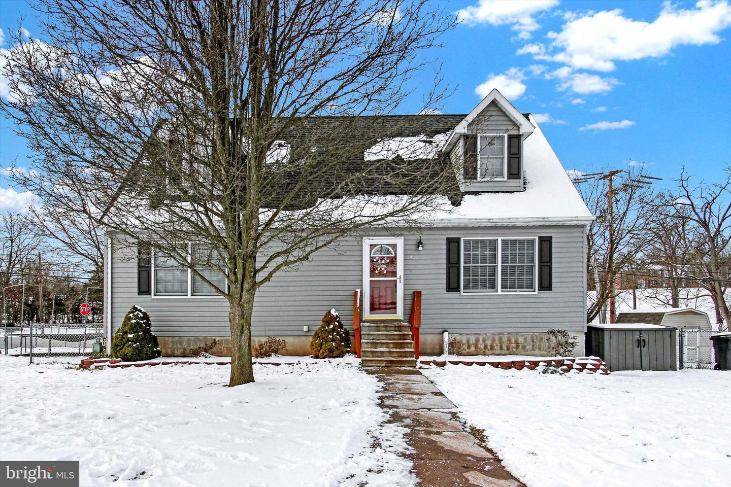 4 Heights Ct Property Photo