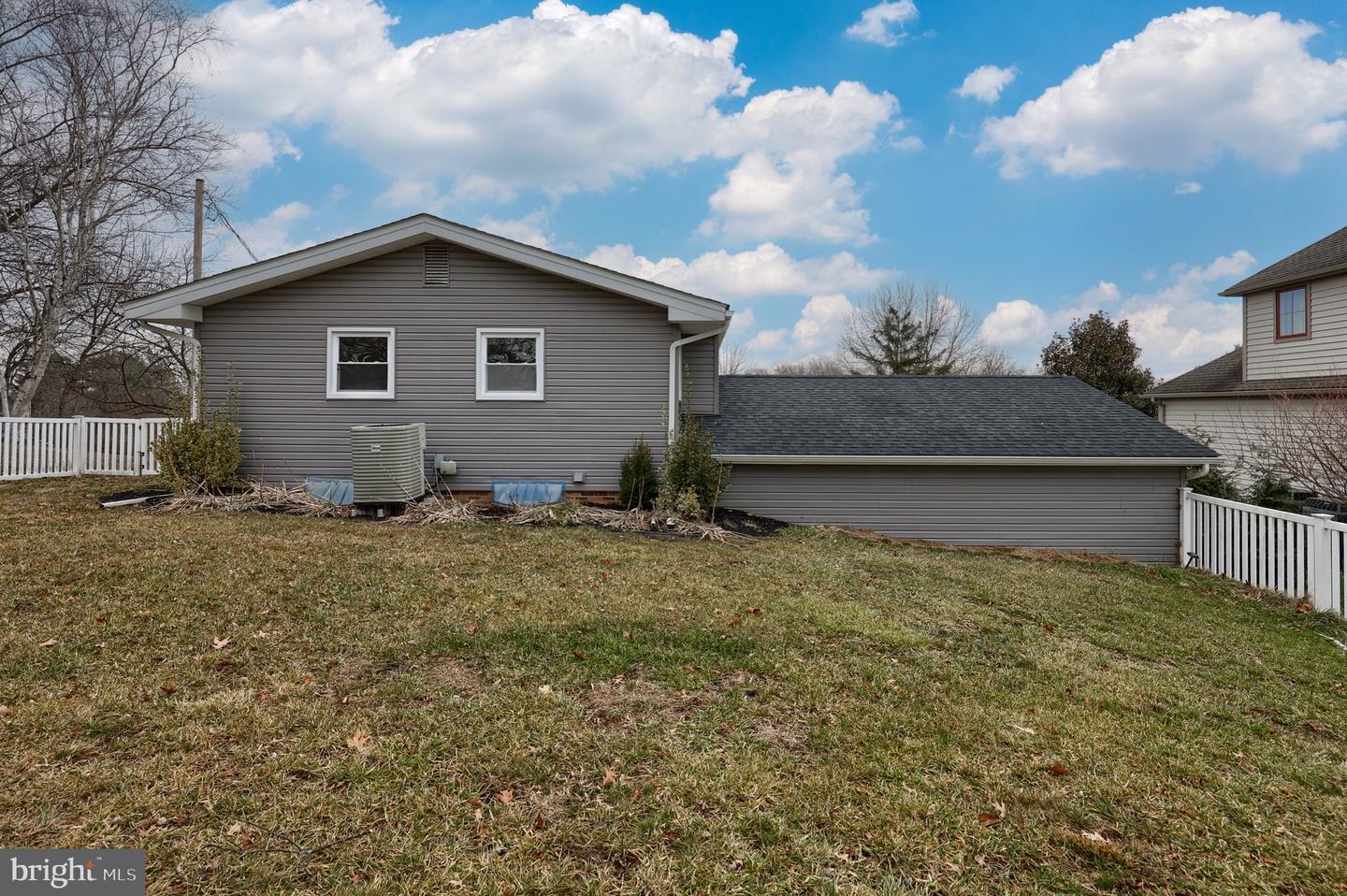 48 Longstreet Dr Property Photo 18