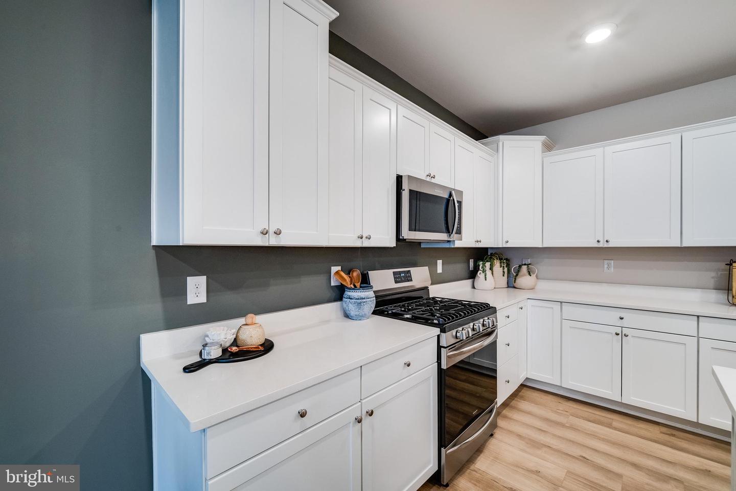 110 Grand Overlook Drive Property Photo 3