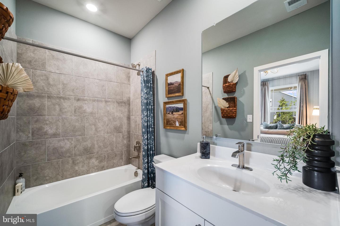 110 Grand Overlook Drive Property Photo 10