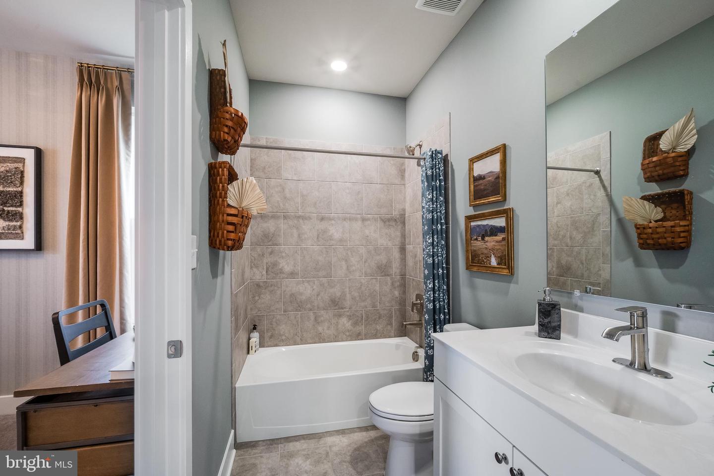 110 Grand Overlook Drive Property Photo 28