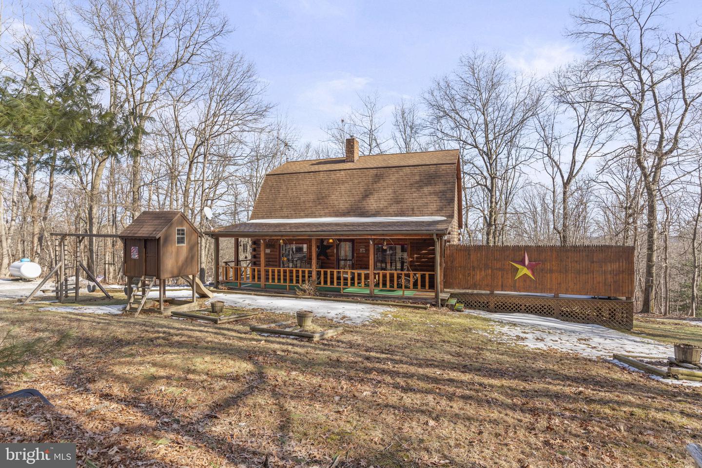 46 Woodview Rd Property Photo