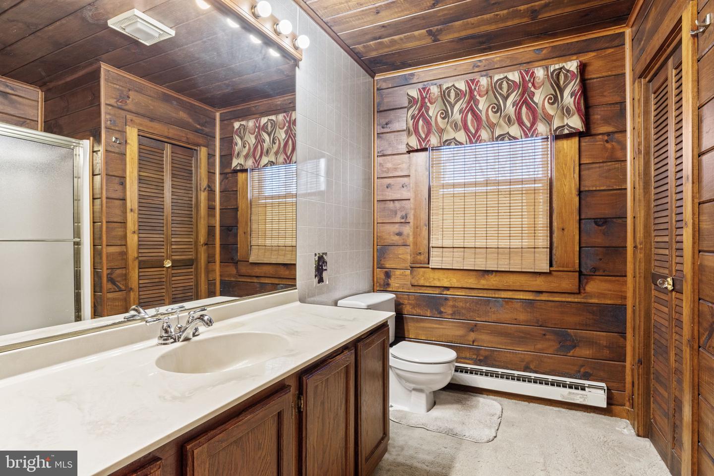46 Woodview Rd Property Photo 25