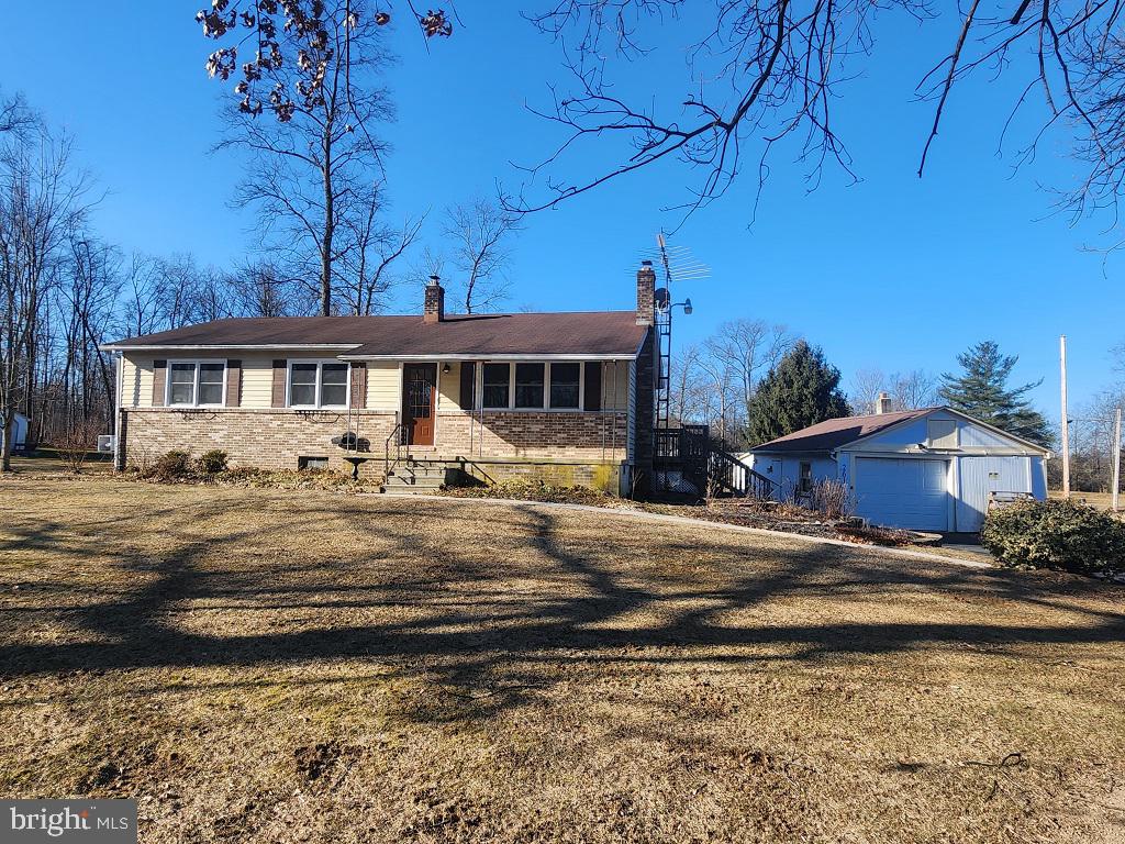 261 Shrivers Corner Rd Property Photo