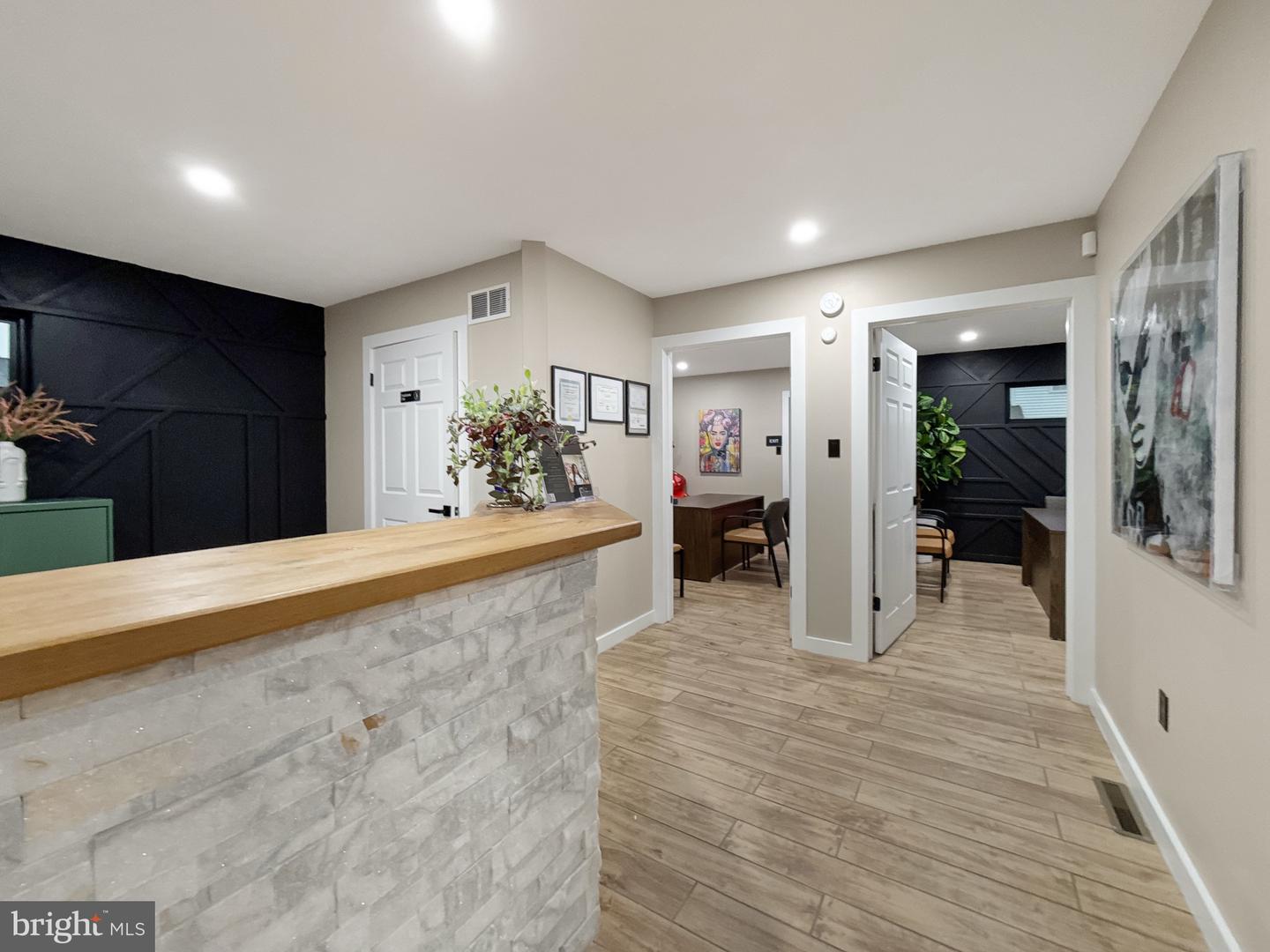 124 High Property Photo 11