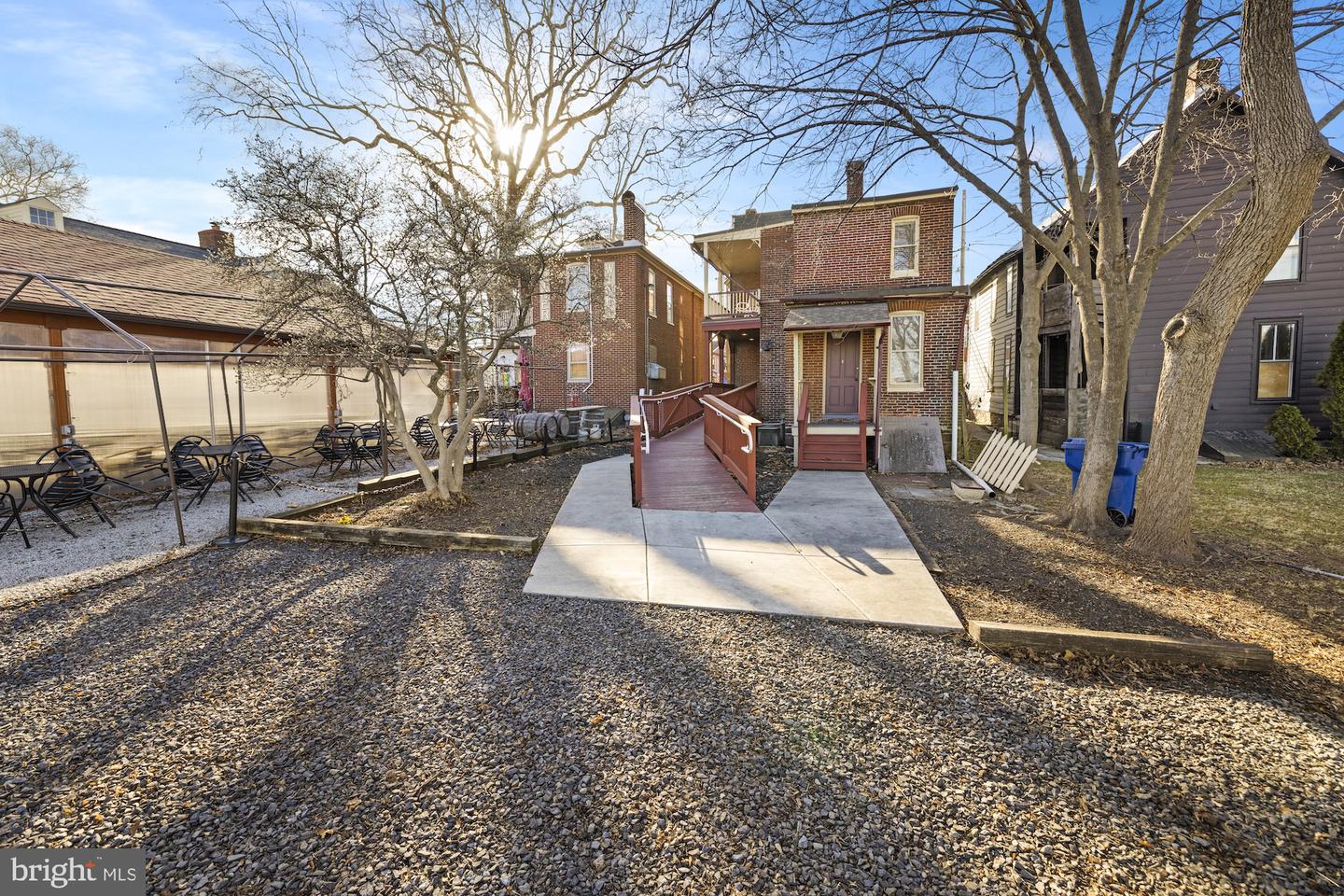 344 Baltimore St Property Photo 5