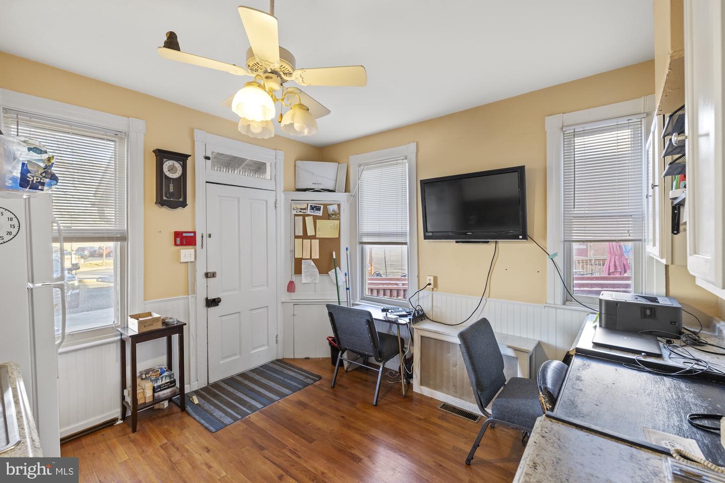 344 Baltimore St Property Photo 14