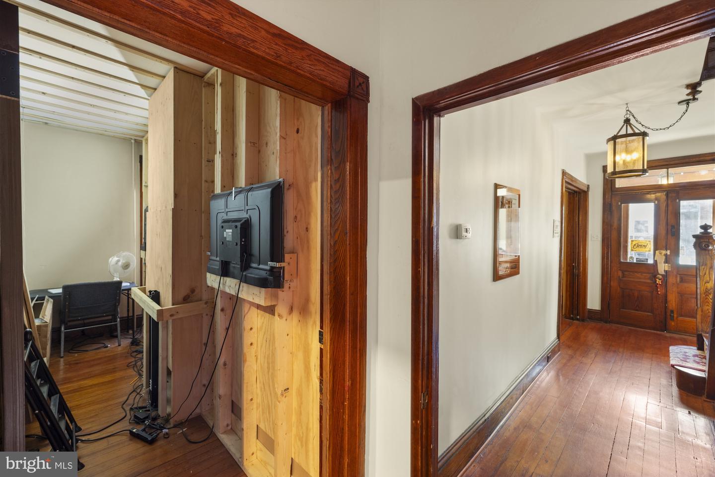 344 Baltimore St Property Photo 17