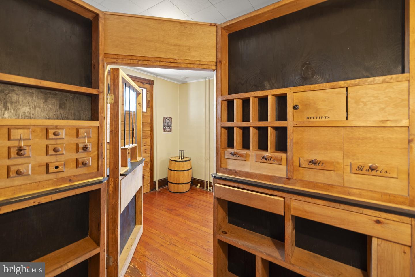 344 Baltimore St Property Photo 25