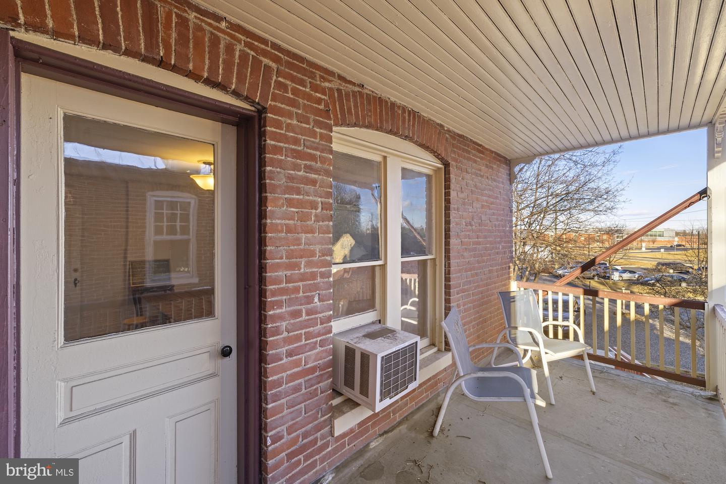 344 Baltimore St Property Photo 38