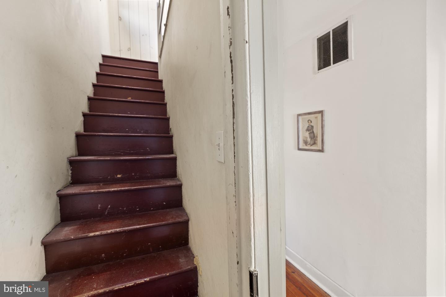 344 Baltimore St Property Photo 45