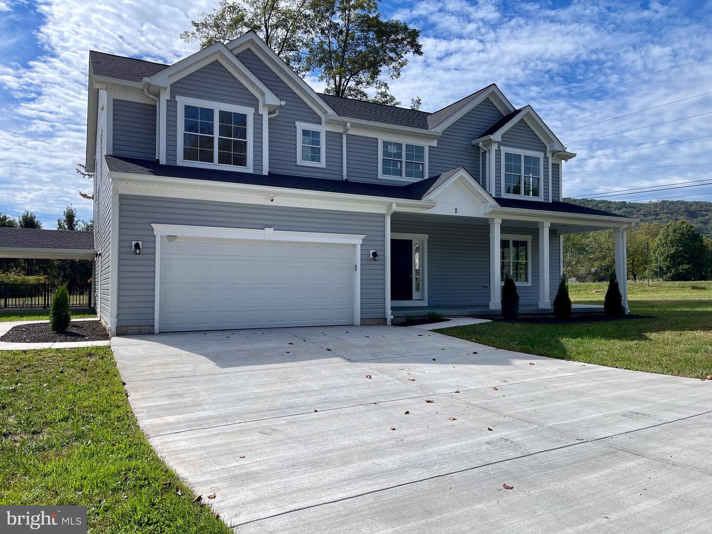 2 Ski Run Trl Property Photo 2