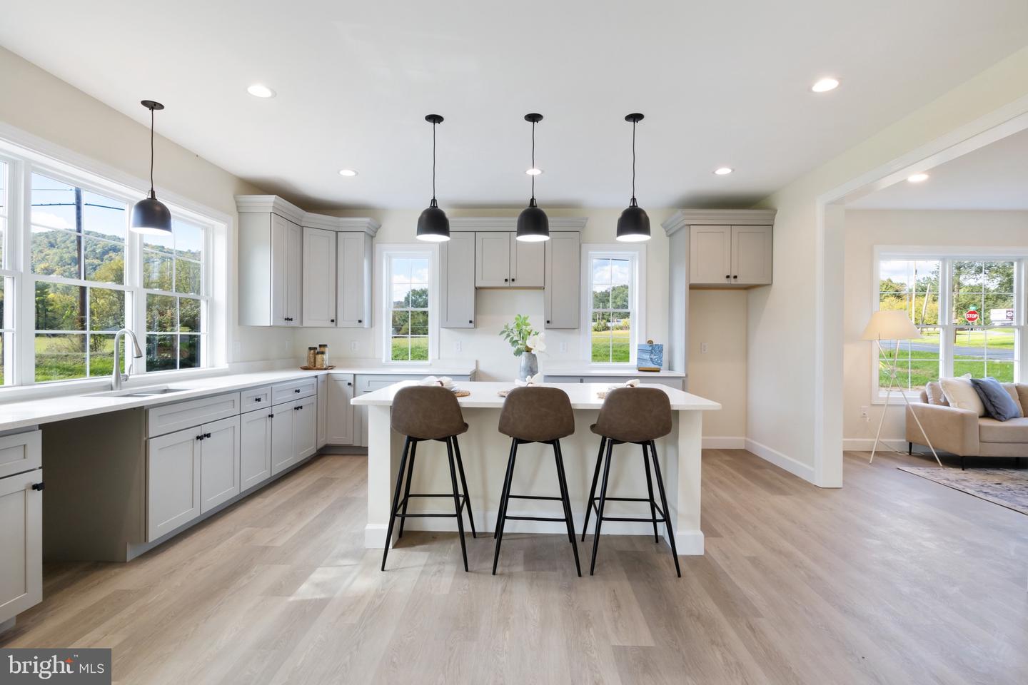 2 Ski Run Trl Property Photo 12