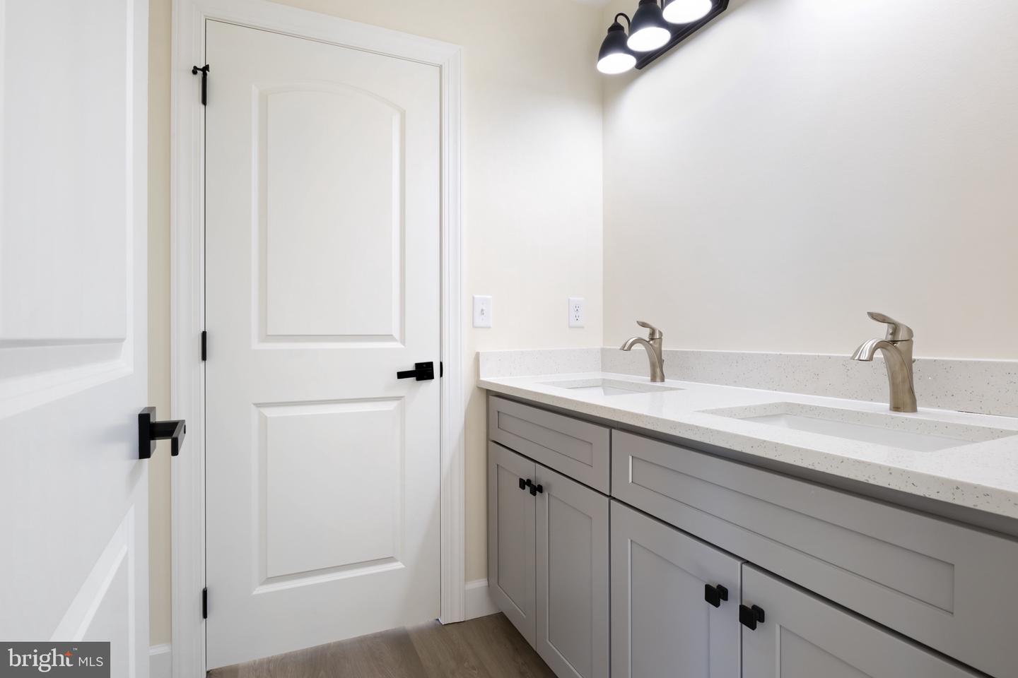 2 Ski Run Trl Property Photo 30