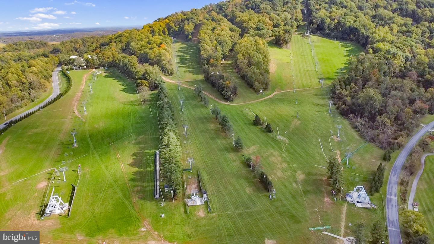 2 Ski Run Trl Property Photo 71