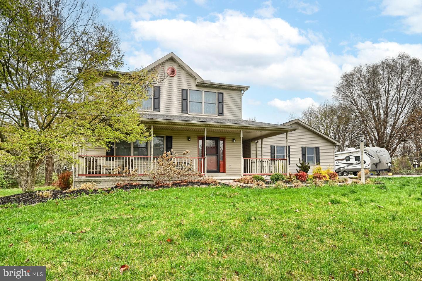 270 Stoney Point Rd Property Photo