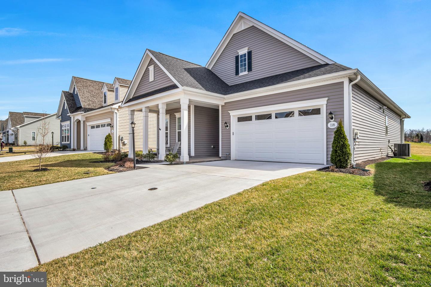 118 New Vista Way Property Photo 4